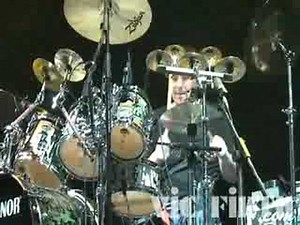 Gavin Harrison at DrummerLive 2008