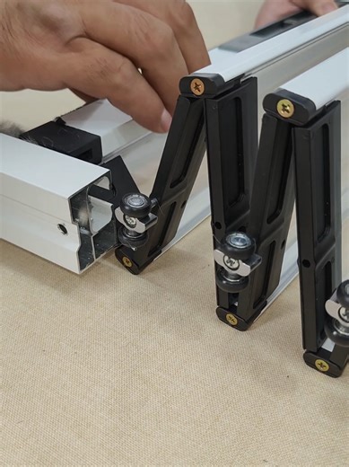 Trackless Partition Doors: Space-Saving Solutions