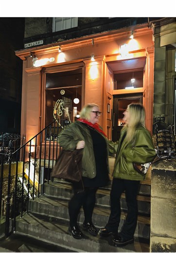 Not many restaurants are packed to the rafters on a Monday night in early February, but Little Capo was and rightfully so. ✨ We had a little girl dinner to kick off the week in style and what a treat. 👯‍♀️ We have been trying to get a booking since the Italian-ish restaurant in Howe Street opened back in 2024. You can’t buy that level of exclusivity and it definitely lived up to the hype. It’s a ‘cozy’ intimate space - some might say a tight squeeze but the ambiance, charming company @Charlotte