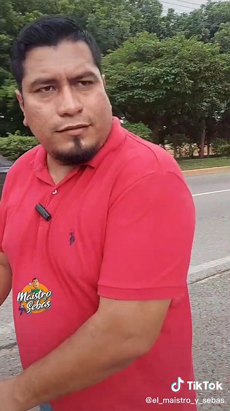Sebas y el Maistro: Comida Podrida en Honduras