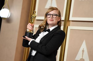 Sarah Polley told to return Oscar statue in epic April Fools' Day prank courtesy of her 11-year-old - Local News 8