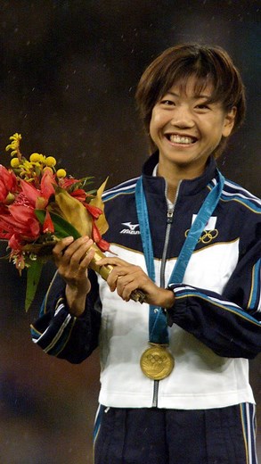 オリンピック™︎ (The Olympic Games) on Instagram: "24年前の今日、シドニー2000 女子マラソンで高橋尚子さんが金メダルを獲得🥇 #オリンピック の陸上競技では日本の女子選手として初となる金メダル獲得でした👏"