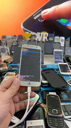 🤖Run Graphics Test ☑️ #samsung #mobile #smartphone #retro #nostalgia #tech #reels