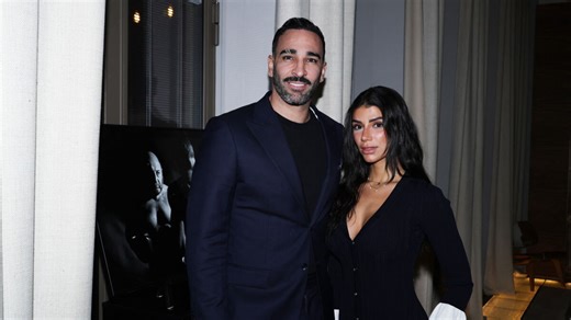 Louana Franco (La Villa des cœurs brisés) officialise son couple avec Adil Rami sur un tapis rouge - Télé 2 Semaines