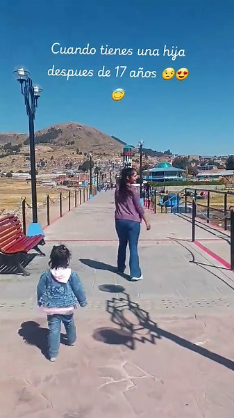 Cuando tienes una hija después de 17 años: reacción y humor