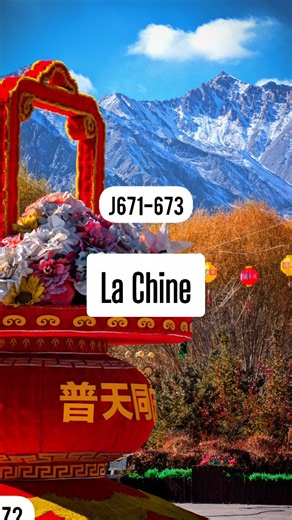 🇲🇫Jour 671-673 km 🌐 Jusqu'au bout du monde sans moteur ⭐ vidéos versions longue sur patreon, lien en bio Je n'ai pas le droit de traverser la frontière en vélo, c'est pourquoi je suis redescendu à sost, où je suis resté deux jours, en attendant de mettre mon vélo sur le bus. Nous partons pour la Chine, nous roulons sur la route que j'ai faite en vélo jusqu'au col. Ensuite à partir du col , je scrute méthodiquement mon itinéraire jusqu'à tachkergen, soit 120 km. Arrivé sur place, je suis accue