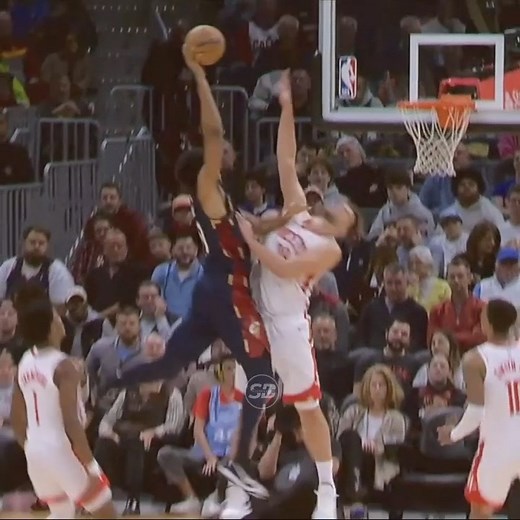 This was called an offensive foul 🤯 | The Scoreboard