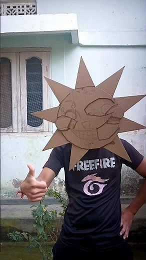 I Made a Sundrop Mask With Cardboard #sundropsecuritybreach #fnafcosplay #shorts