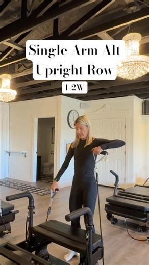 Single Arm Alternating Upright Row