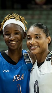 ✨ Moments bigger than the game. After APR’s tough loss to Friend’s Basketball Association, Italee Lucas proved why she’s a legend—gifting her shoes to Djelika Tounkara. This is African women’s basketball: heart, respect, and building the future. 🏀🌍 📖 Legacy is impact, not just wins. 💫 | Women Basketball League Africa