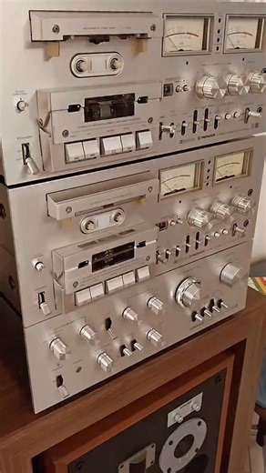 102K views · 8.1K reactions | How long does it take you to set up your audio system so you can start listening to music? | Decibelvibe | Facebook