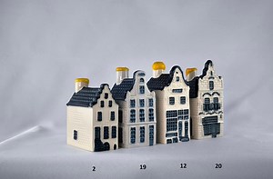 N.2,19,12,20 KLM Delft Blue Miniature Houses - Authentic Collectible Dutch Canal Buildings With Bols Gin- Perfect Gift Travelers Collectors - Etsy