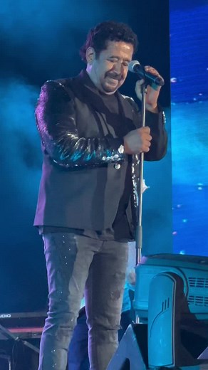 Cheb Khaled Performs Aicha Live at Concert | Explore