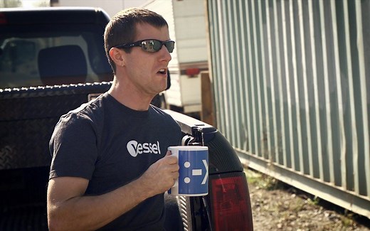 【官方双语】老实交代！给Linus工作是个什么样？ #linus谈科技