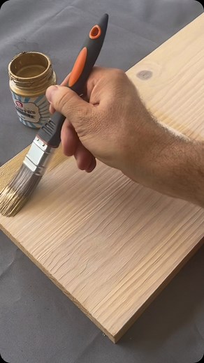 Create amazing Crackle Paint effects with Granny B’s Crackle. We used a base of Liquid Metal Gold, applied a generous layer of Crackle, made sure it was dry and then applied our Dove Grey Chalkpaint….then waited for the magic happen. #chalkpaint #crackle #painttechnique #grannyb #diy #craft #art | Granny B's Old Fashioned Paint