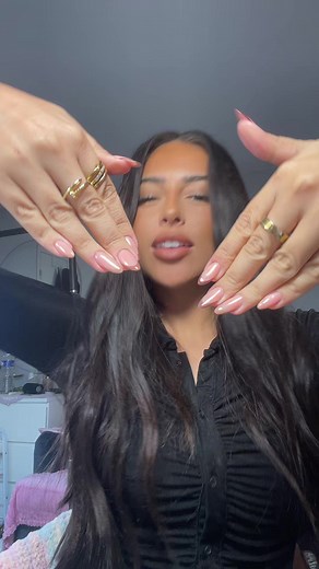Nail Art Créatif avec des Faux Ongles