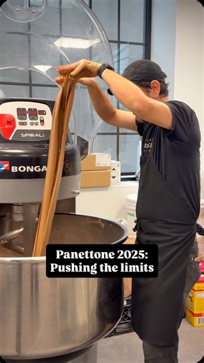 #panettone #panettoneartigianale Double chocolate black cherry panettone | Hof Kelsten