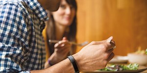 Fitbit’s Newest Tracker Will Keep You Moving