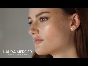 The #1 Setting Powder Now Glows: NEW Translucent Loose Setting Powder Glow | Laura Mercier