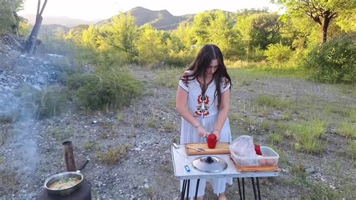 Daily Routine of a Housewife: Insights and Tips