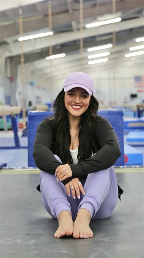 Taylor Krippner, MS, RDN ✨ Nutrition Coach for Gymnasts on Instagram: "Okay hear me out.. “Fat” has such a negative connotation to it… Having fat is GOOD. Having fat is NORMAL. But having too much of anything, like too much fat, could lead to negative consequences in health/performance. That was the kind of “fat” I thought I was in college - I thought I had too much… Like many gymnasts, I looked in the mirror every morning, looked at my stomach and checked for abs, then turned to the side and se