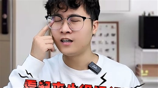 想在家享受影院级体验？海信电视搭载ULED超画质、杜比全景声技术，配合AI音画自适应，客厅秒变私人影院，看电影、追剧沉浸感十足，真实还原每一帧细节。