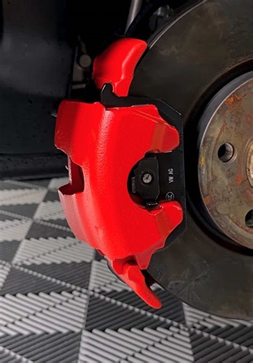 Pinças em Vermelho para o Nivus GTS! Tinta: Color Gin Spray Color - Vermelho Pinça de Freio #nivus #carro #gts #volkswagen