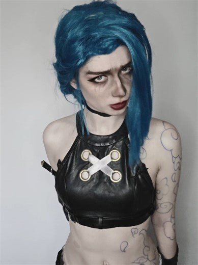 — JINX 🦈| I named my shark Fishbones btw >:3 #jinxcosplay #jinxarcane #arcane #jinx