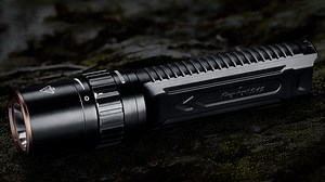 Fenix LD42 1000LM - новый универсальный фонарь от Fenix Lighting