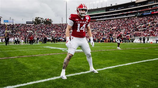 Fayetteville football alumnus to play in national championship