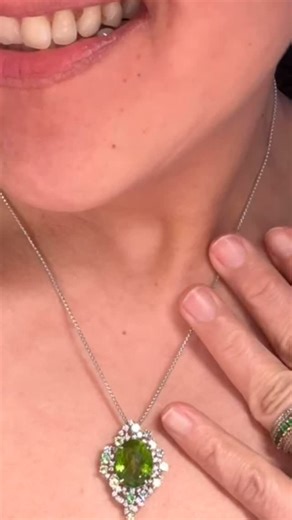 💚 Gem of the Day: Peridot 💚 Peridot is a vibrant green gemstone formed deep within the Earth’s mantle and brought to the surface through volcanic activity. Known as the “gem of the sun,” it has been treasured for thousands of years for its fresh, glowing green hue that ranges from light olive to rich lime green. ✨ What makes Peridot special? • One of the few gemstones that occurs in only one color—green—its intensity depends on iron content • Traditionally associated with abundance, renewal, a