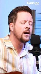 Caleb Yetton and Steele Crosswhite from The Rock Music perform an acoustic version of 'All Hail King Jesus' | Godtube Music