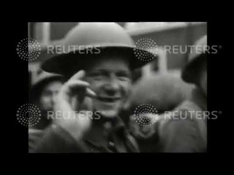 1939 Troops prepare to embark