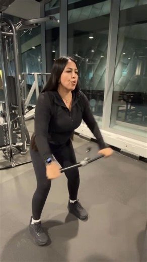 Tonia Jo Hall on Instagram: "FUN Facts about Weight lifting You get stronger, you feel more capable, and you see your body change. Here’s why it’s one of the best tools for fat loss, confidence, and long-term health, especially for women. ⸻ Why weight lifting is great for losing weight • Burns fat more efficiently Lifting increases your resting metabolism. Muscle burns more calories than fat even when you’re not working out. • Changes body composition (not just the scale) You can lose inches and