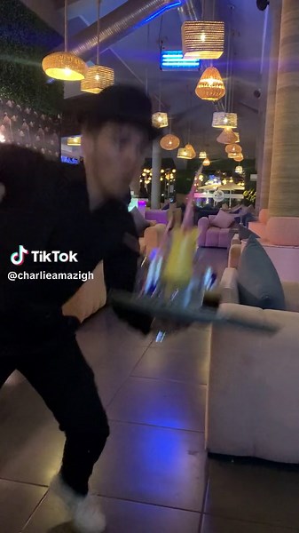 Modern Lounge Furniture Ideas for Your Indoor Space