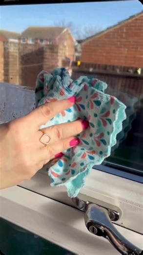 1.4K views · 17 reactions | Here’s a mashup of a bathroom deep clean using the Beldray Deep Clean Range which will always leave it looking spotless 朗 Credits to: @home_and_tidy @purejemcleaning_ | Beldray | Facebook