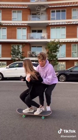 She told me she wanted to be a pro skater @lexibrookerivera