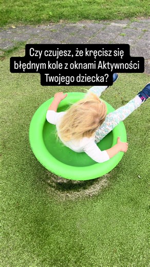 Ciągle liczysz, sprawdzasz, skracasz, wydłużasz… a sen Twojego maluszka dalej nie „klika”? 🤯 Witaj w błędnym kole okien aktywności 🌀 👉 za krótkie okno = dziecko nie jest gotowe na sen → walka przy zasypianiu 👉 za długie okno = przemęczenie → krótka drzemka / pobudki w nocy I tak kręcisz się w kółko, próbując trafić „idealnie” 🎯 Tylko że… to nie jest tylko matematyka. To jest regulacja 🧠 Okna aktywności to nie sztywne liczby z internetu To punkt wyjścia, który trzeba dopasować do Twojego dz