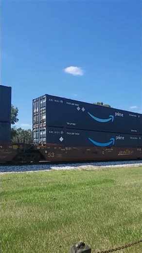 CSX container train NB at Folkston GA 9/15/25 #railfan #train #railroad #csx