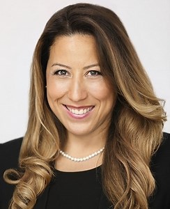 Laura Zaragoza Guerrero, Private Wealth Advisor in Whittier, CA