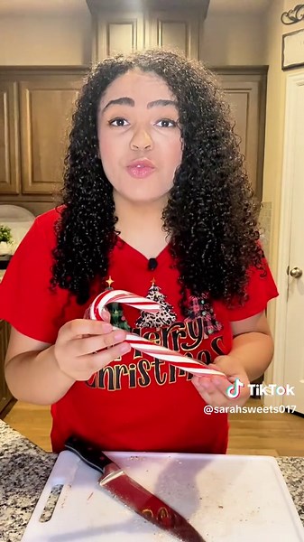 Delicious Peppermint Bark Ice Cream Recipe