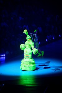 A kaleidoscope of colour and movement, inspired by the vibrant circus posters and magic shows of the ’90s. The Levitating Jester is crafted from 18 engineered panels with hand-cut detailing and glow-in-the-dark accents – designed to move, shimmer, and remind us to celebrate joy in the everyday. Garment Credit: The Levitating Jester, Ashish Dhaka, India | World of WearableArt (WOW)