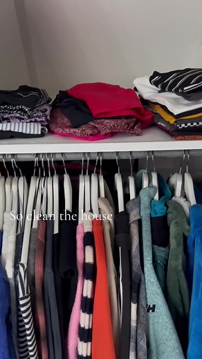 Best and worst feeling at the same time… #efexchangeyear #fyp #studyabroad #zachbryan #pinksky #efclassof26 @EF High School Exchange Year @EF High School Exchange Year