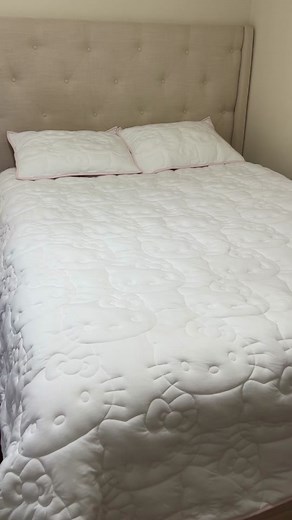 Hello Kitty everything 🎀 #hellokittypotterybarn #hellokitty #hellokittybedding #potterybarnteen