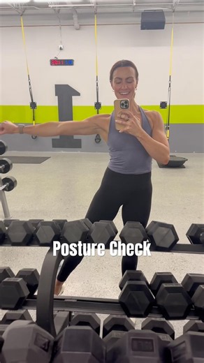 Check Yo Self! But seriously. Making a point of re-stacking your spine, and engaging the core. 🙌🏽