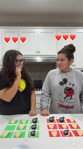 Boom Boom Boom Challenge #boomboomboom #izzyandmary #familygames #familygamesnight #xyzbca @top fans | Izzyandmarys Dad