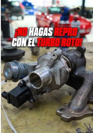 NO HAGAS LA REPRO A TU COCHE ASÍ ⬇️ El cliente de este Nissan Qashqai nos trajo el coche porque notaba que le costaba andar, y quería hacerle una repro. Pero revisando la mecánica, vimos que el turbo consumía aceite. Lo cambiamos e hicimos una reprogramación. Por eso es súper importante antes de hacer una repro revisar bien la mecánica del coche 😉 #tallermecanico #taller #mantenimiento #turbo