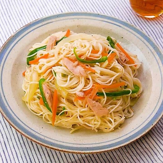めんつゆで簡単！ ツナのそうめんチャンプルーのレシピ動画・作り方 | デリッシュキッチン