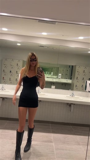 turning myself into batman 🦇#getreadywithme #frats #batman #college | Batman Cosplay