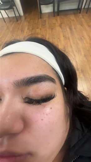 Expert Eyebrow Threading Techniques for Perfect Shapes
